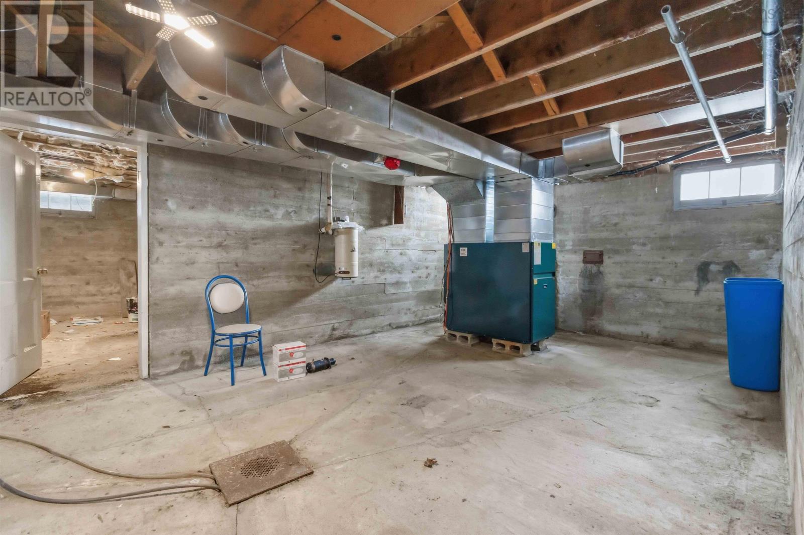 10 West Caledonia Road - 19