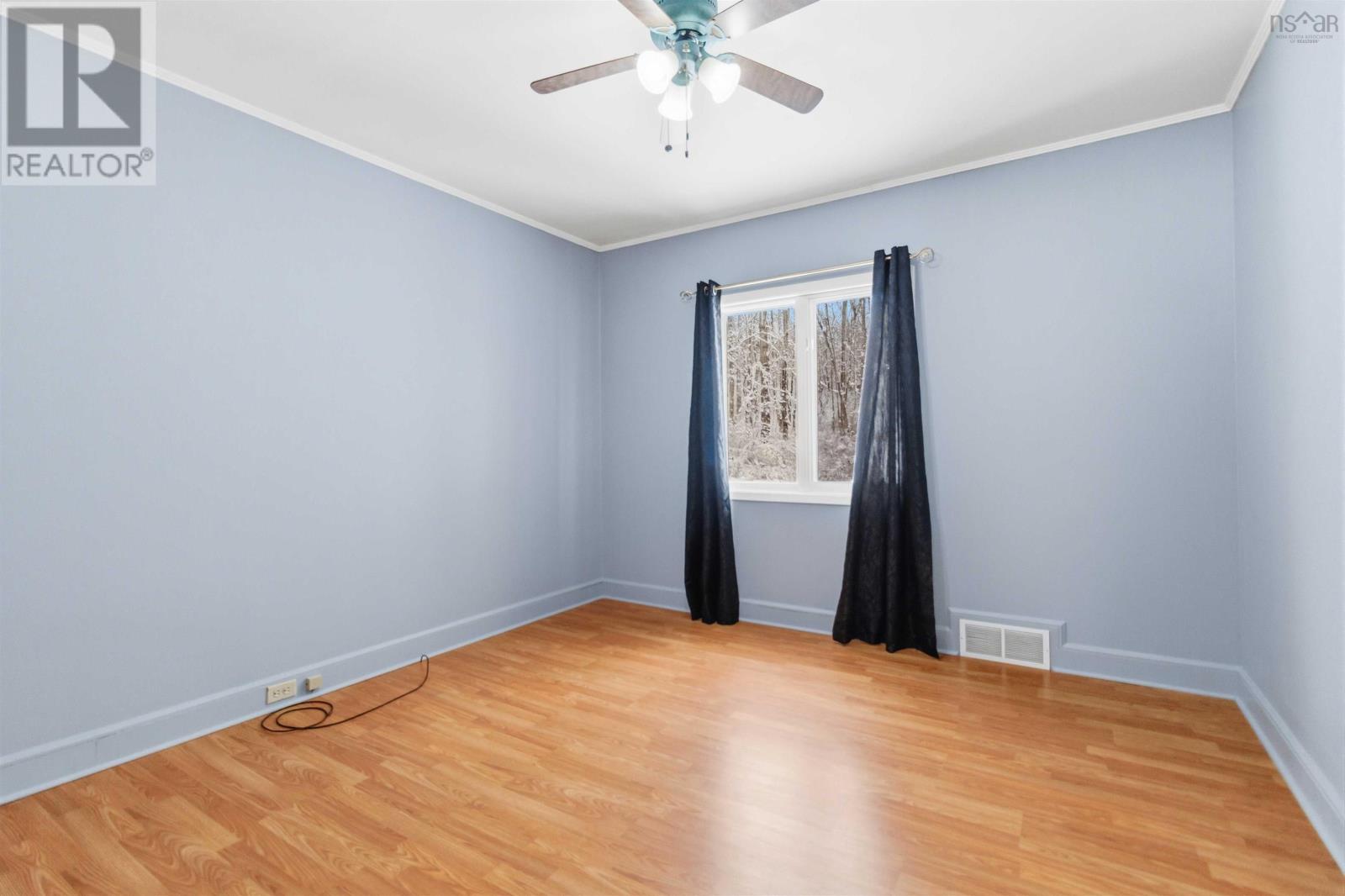 10 West Caledonia Road - 17