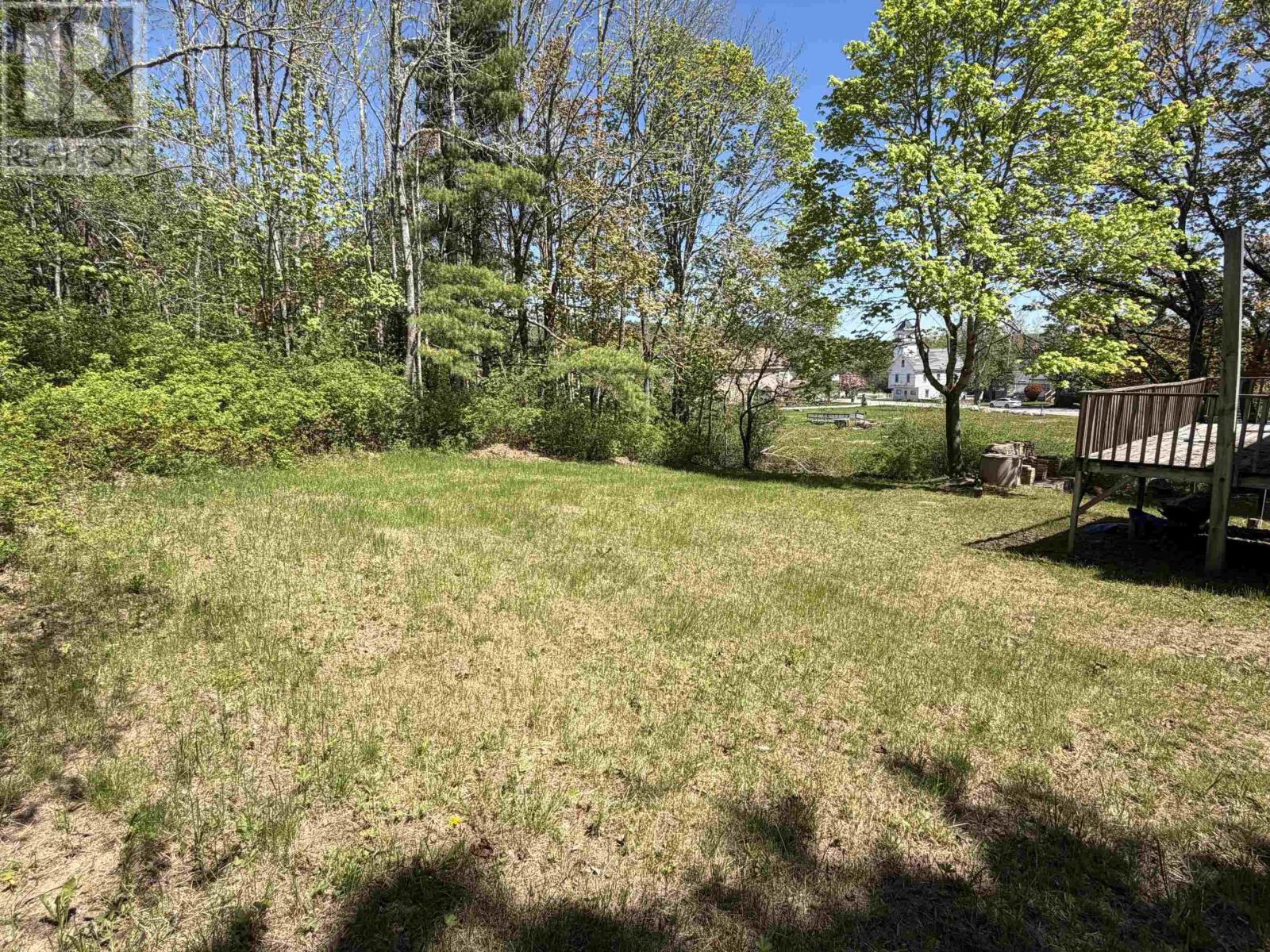 10 West Caledonia Road - 24