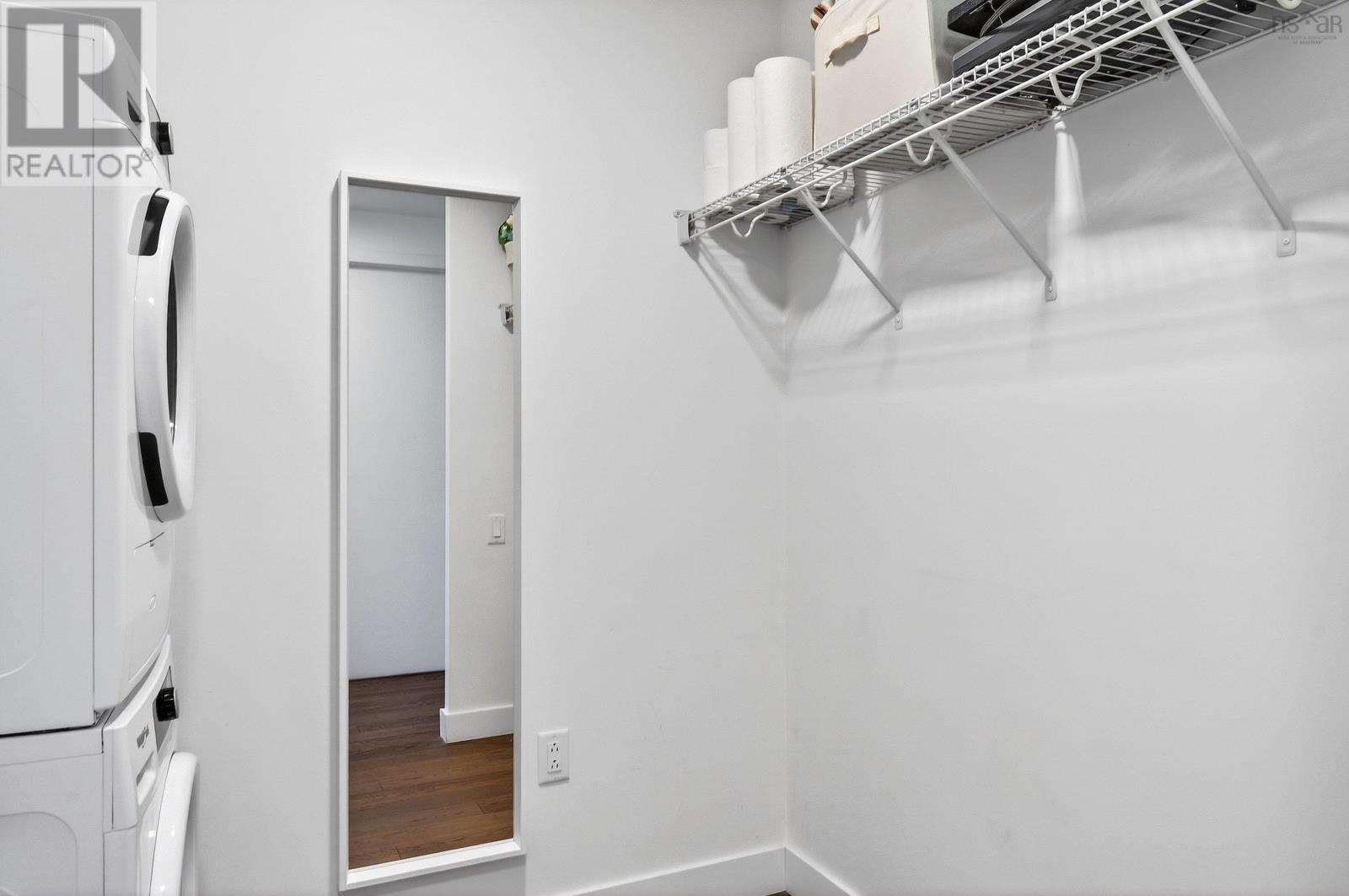 #401 1048 Wellington Street - 31