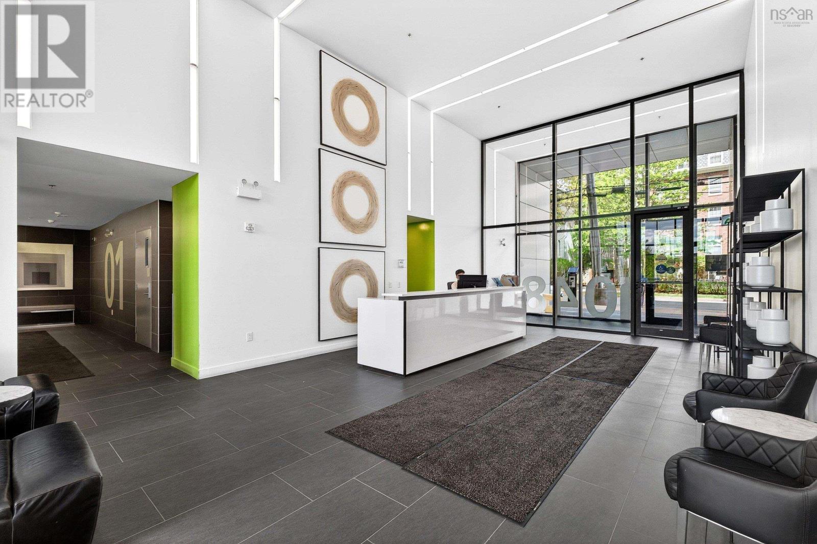 #401 1048 Wellington Street - 39