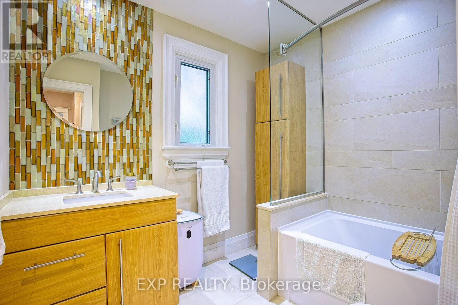 32 DALEWOOD CRESCENT - Image 19