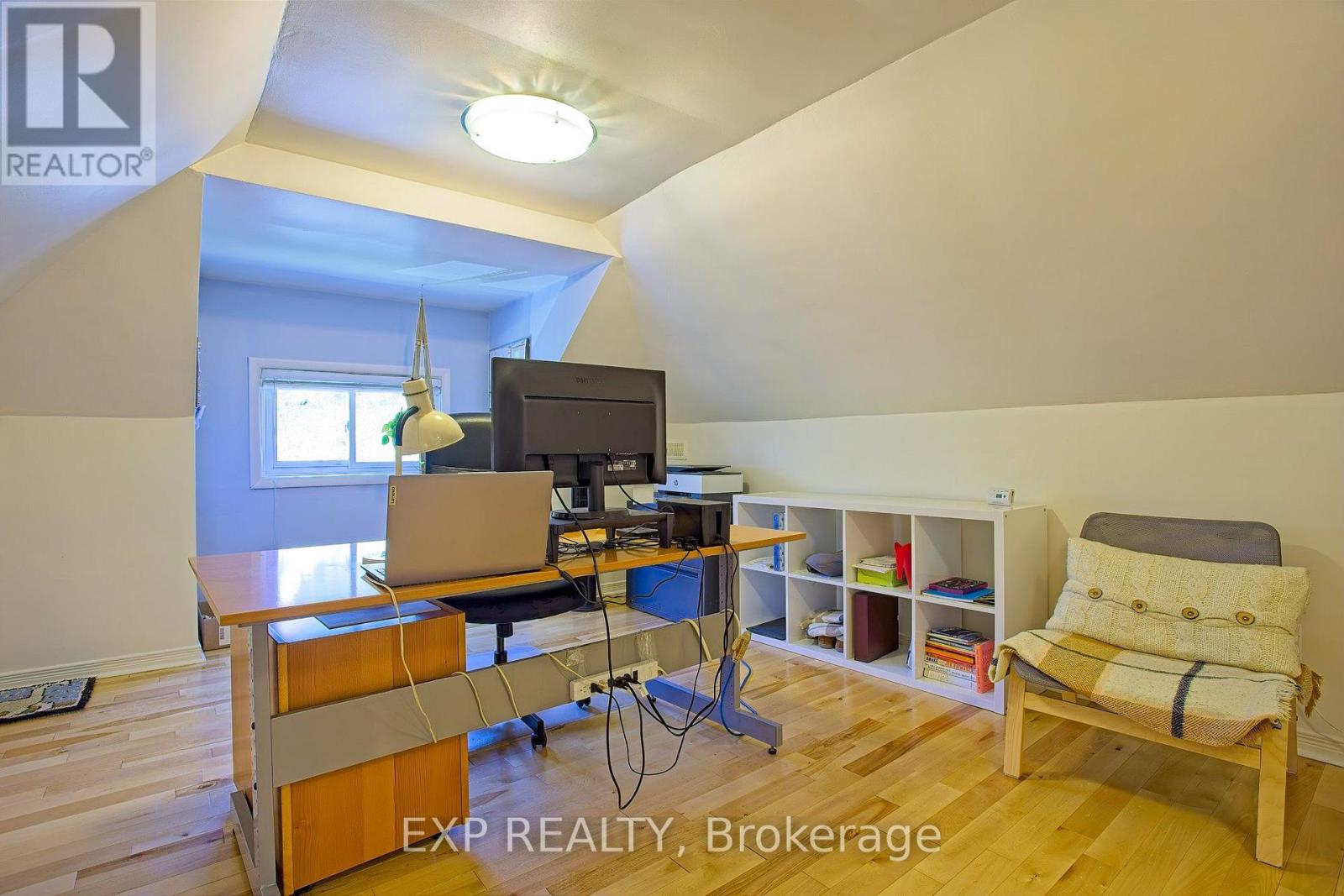 32 DALEWOOD CRESCENT - Image 23