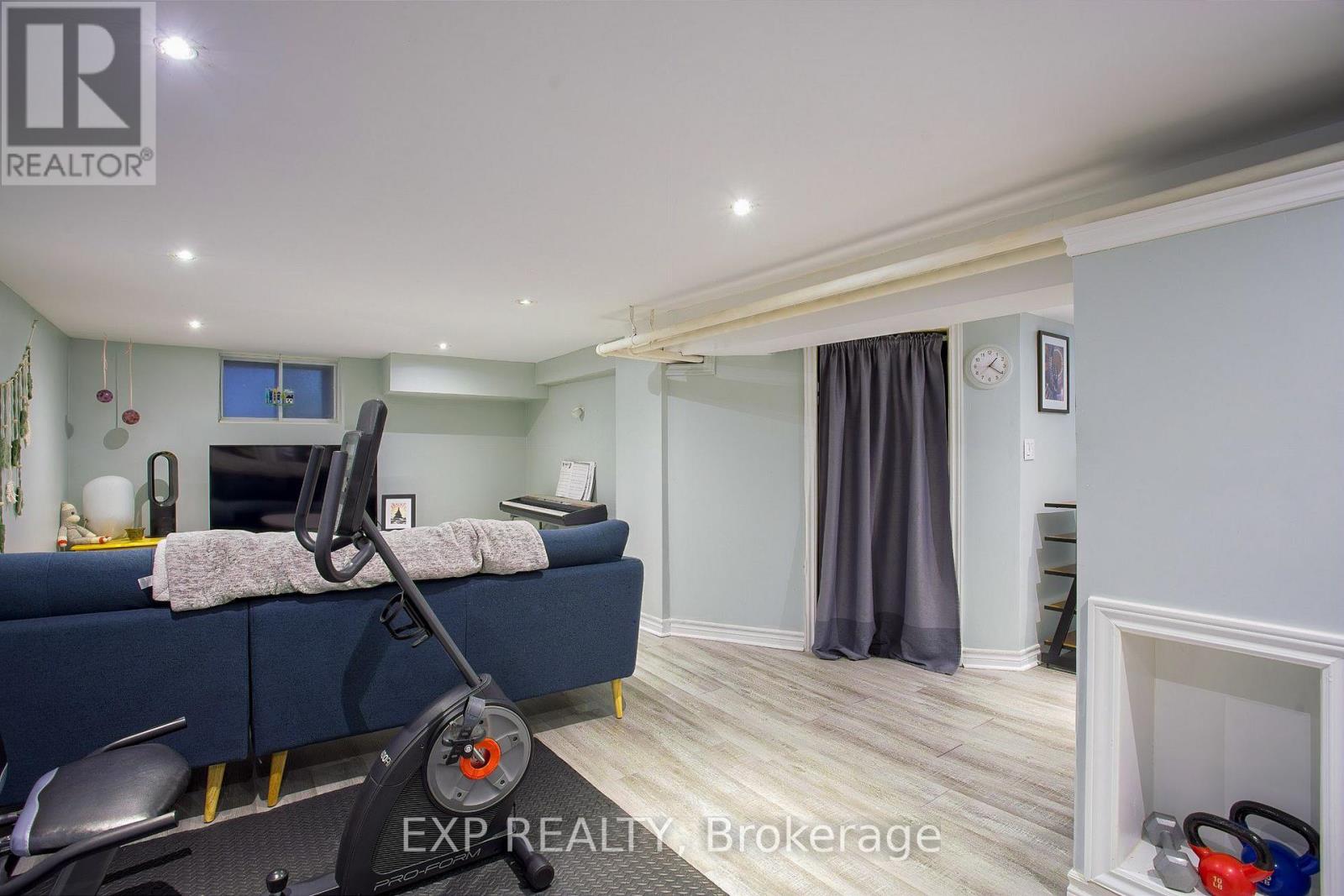 32 DALEWOOD CRESCENT - Image 28