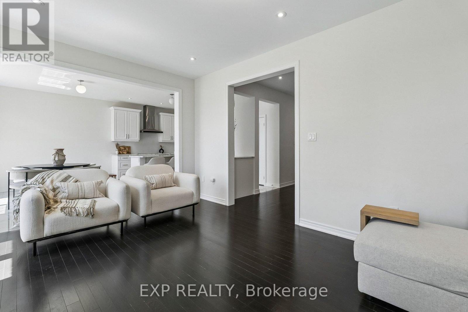 285 CHIPPEWA AVENUE - 11