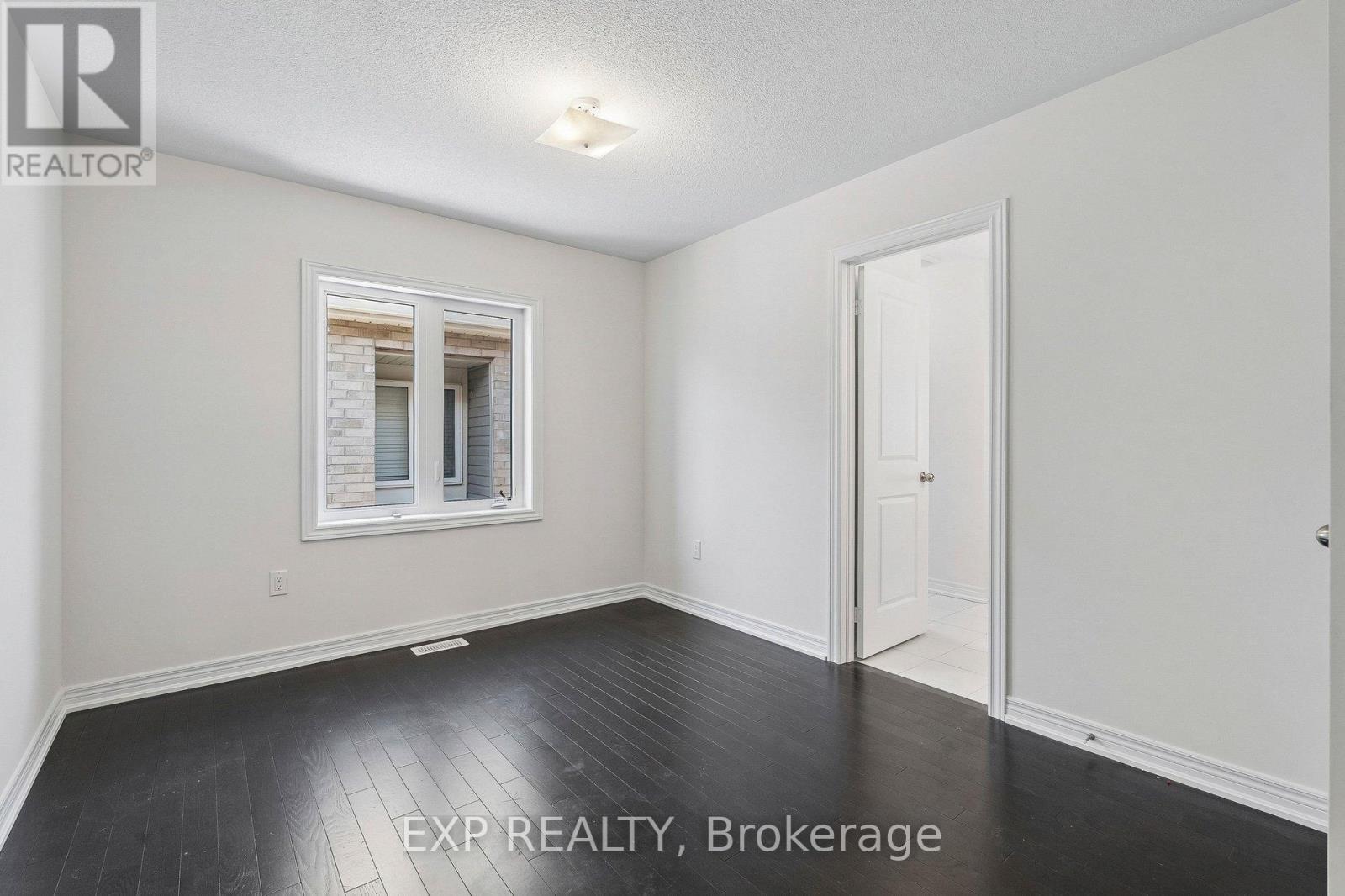285 CHIPPEWA AVENUE - 33
