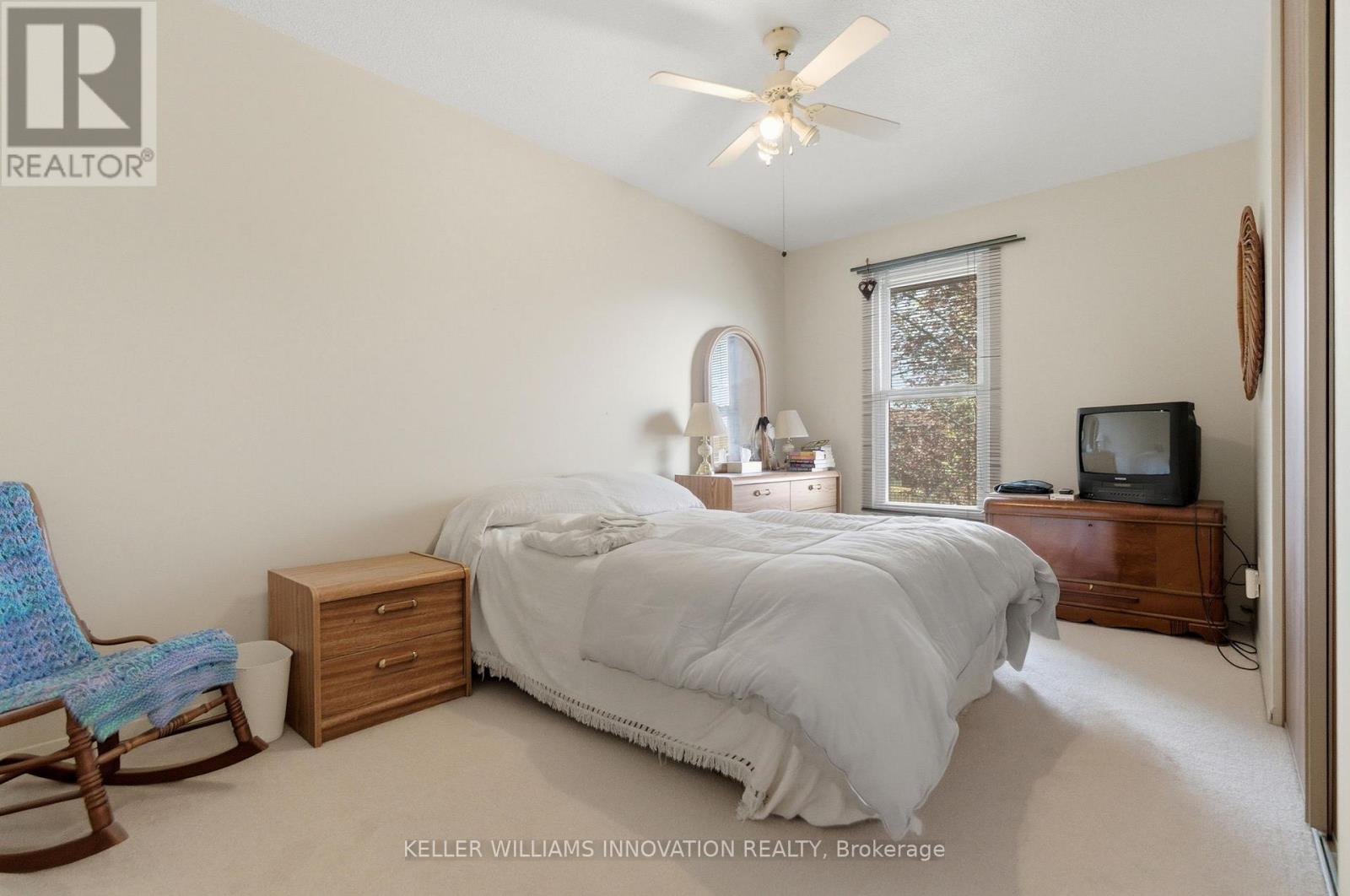 #46 122 LAKESHORE ROAD - 15