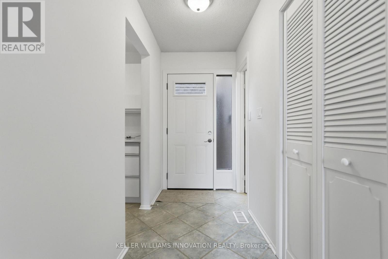 #46 122 LAKESHORE ROAD - 3