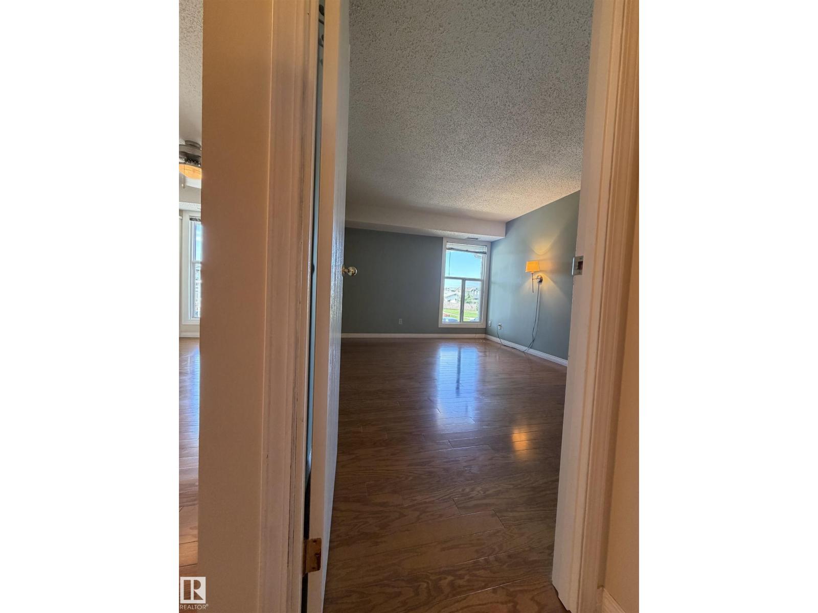 2324 151 AV NW NW - Image 35