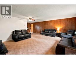 236 Osborne Avenue, Regina Beach, SK S0G4C0 Photo 27
