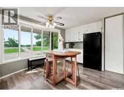 236 Osborne Avenue, Regina Beach, SK S0G4C0 Photo 11