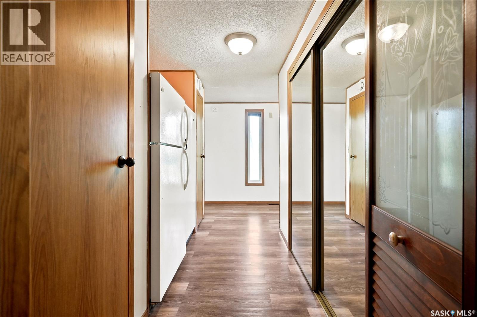 236 OSBORNE AVENUE - 32