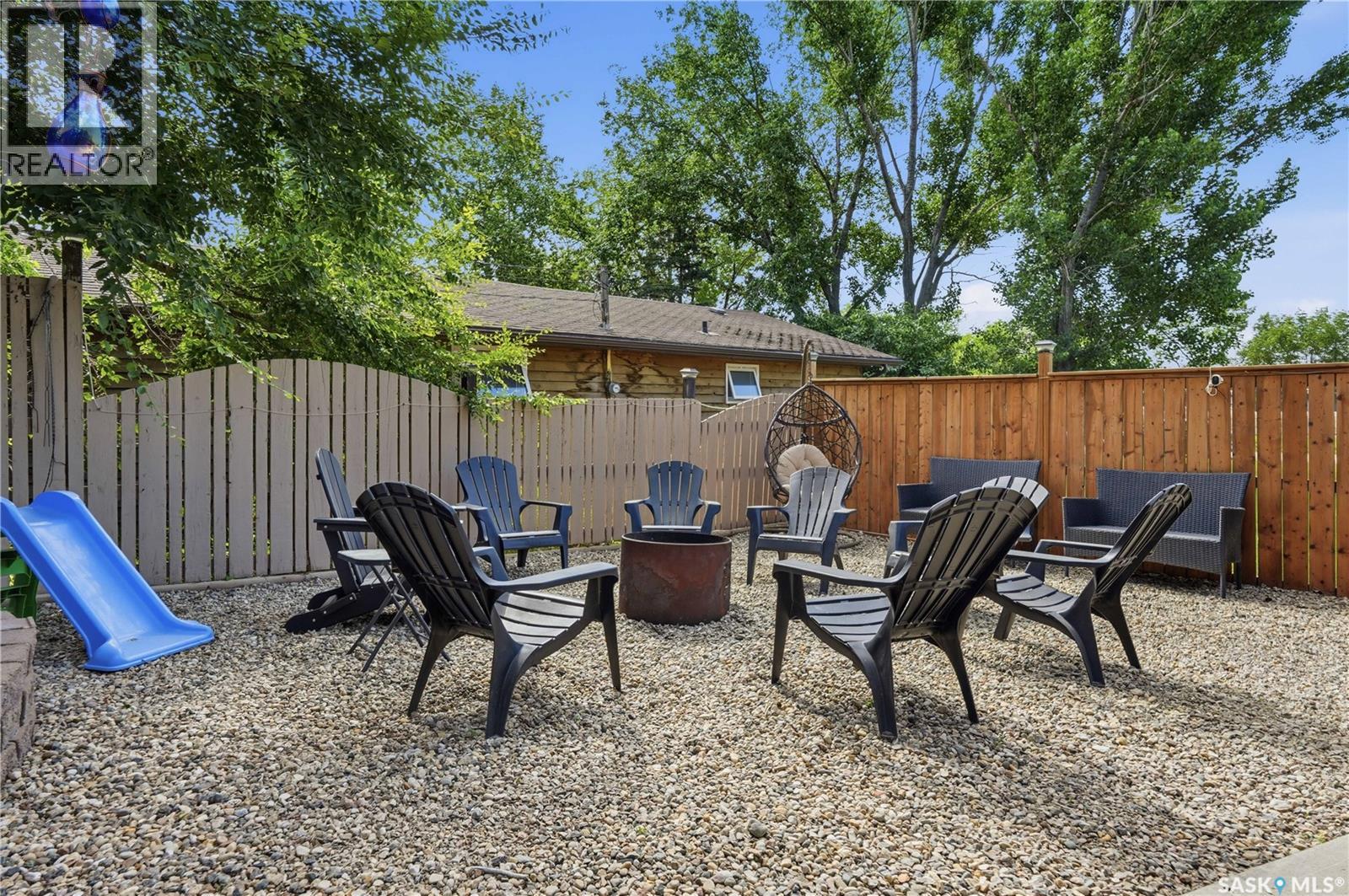 236 OSBORNE AVENUE - 36