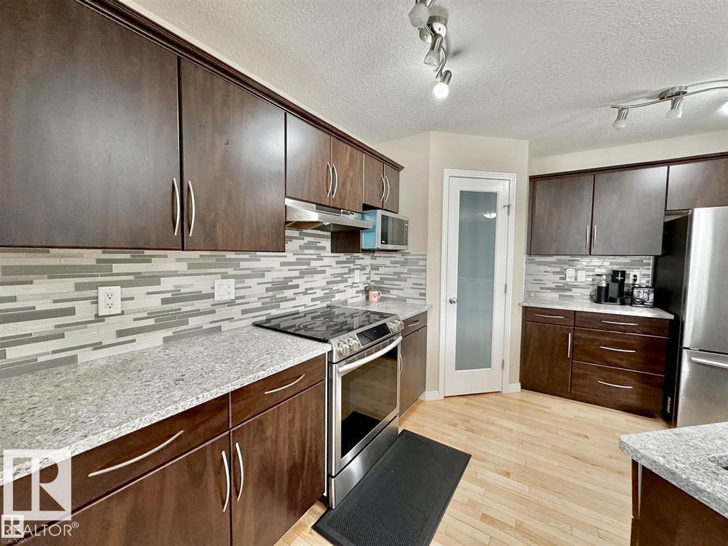 16246 48 ST NW NW - 21