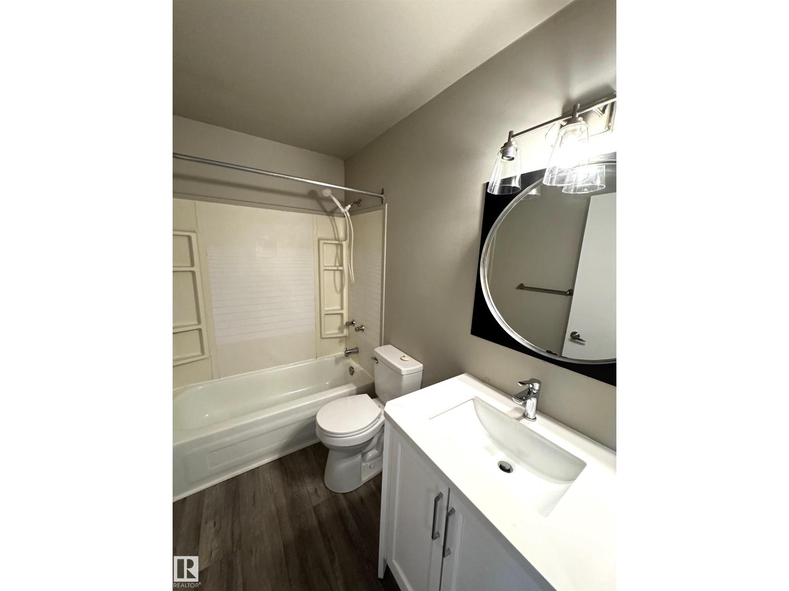 404 Village on the Green NW - 20