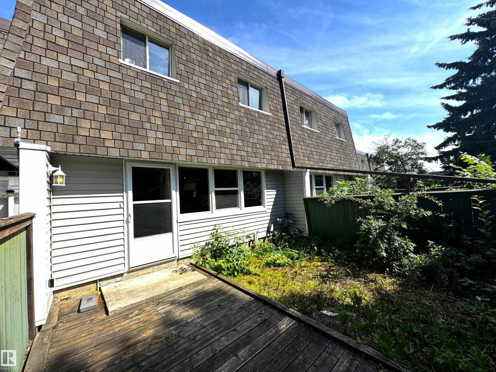 404 Village on the Green NW - 25