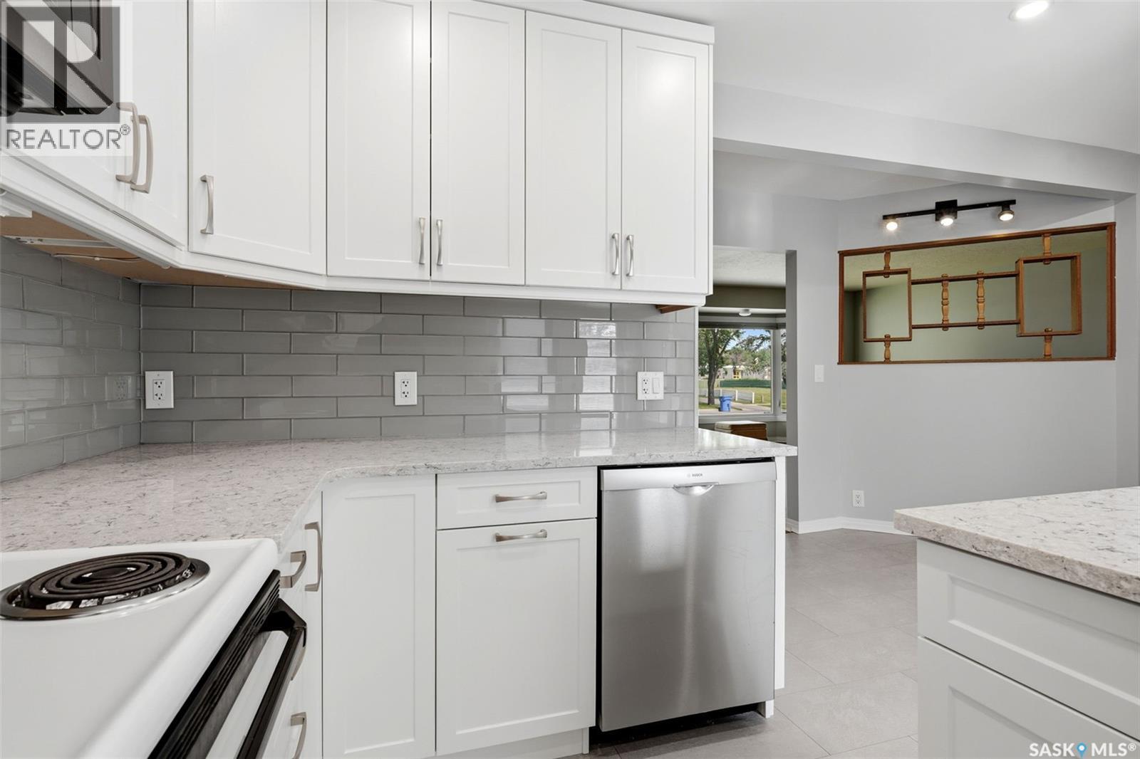 1631 MacPherson AVENUE - Image 12