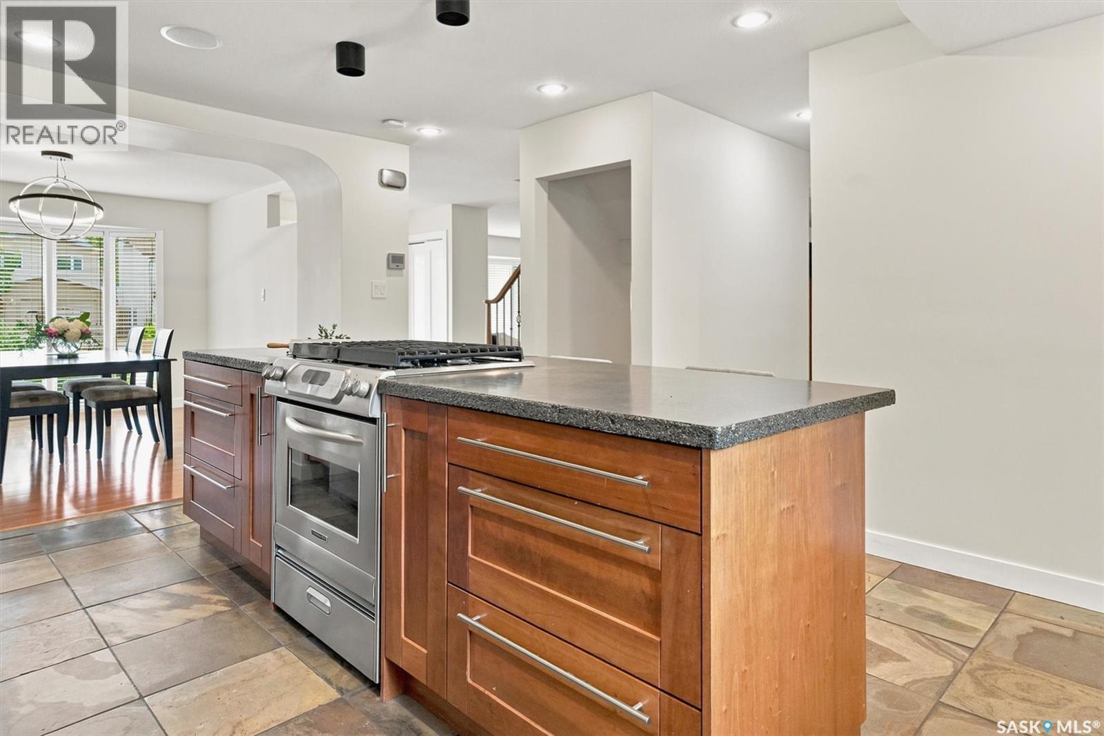 3834 Balfour PLACE - 11