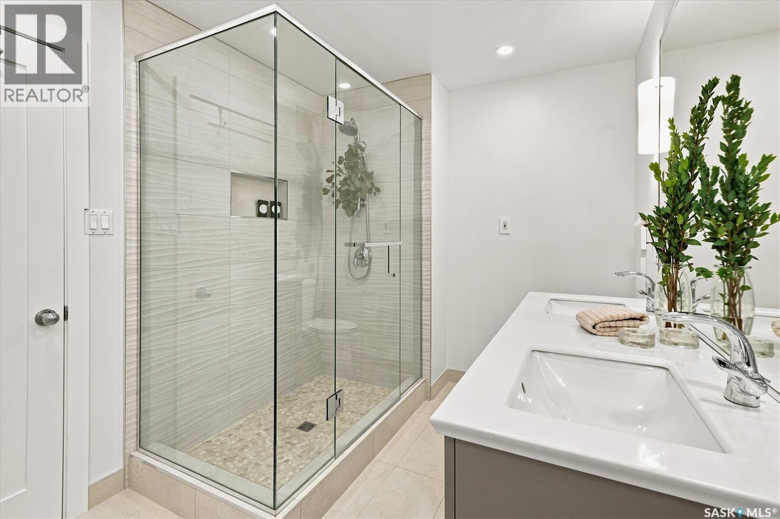 3834 Balfour PLACE - 48