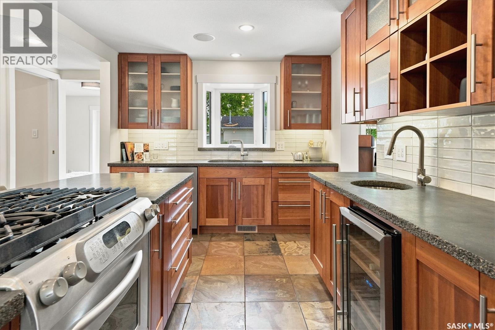 3834 Balfour PLACE - 9