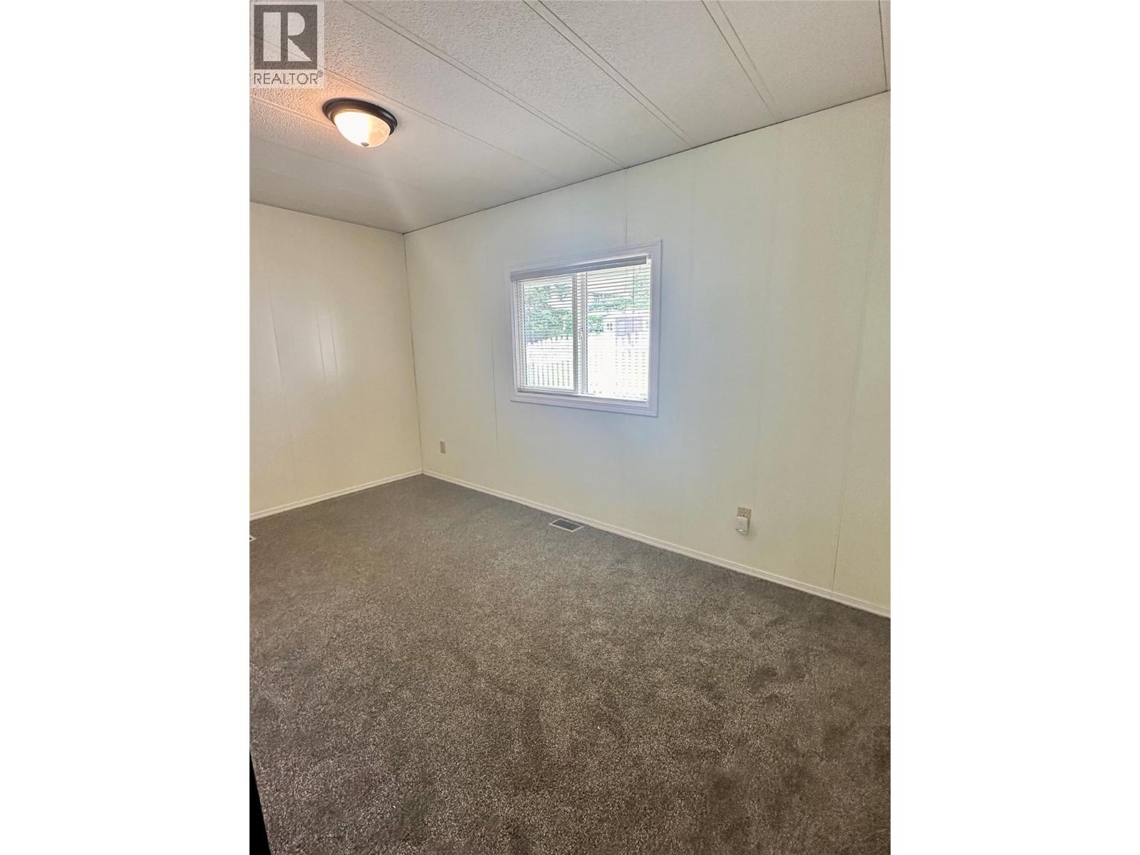 #D30 4505 MCLEAN CREEK Road - 23