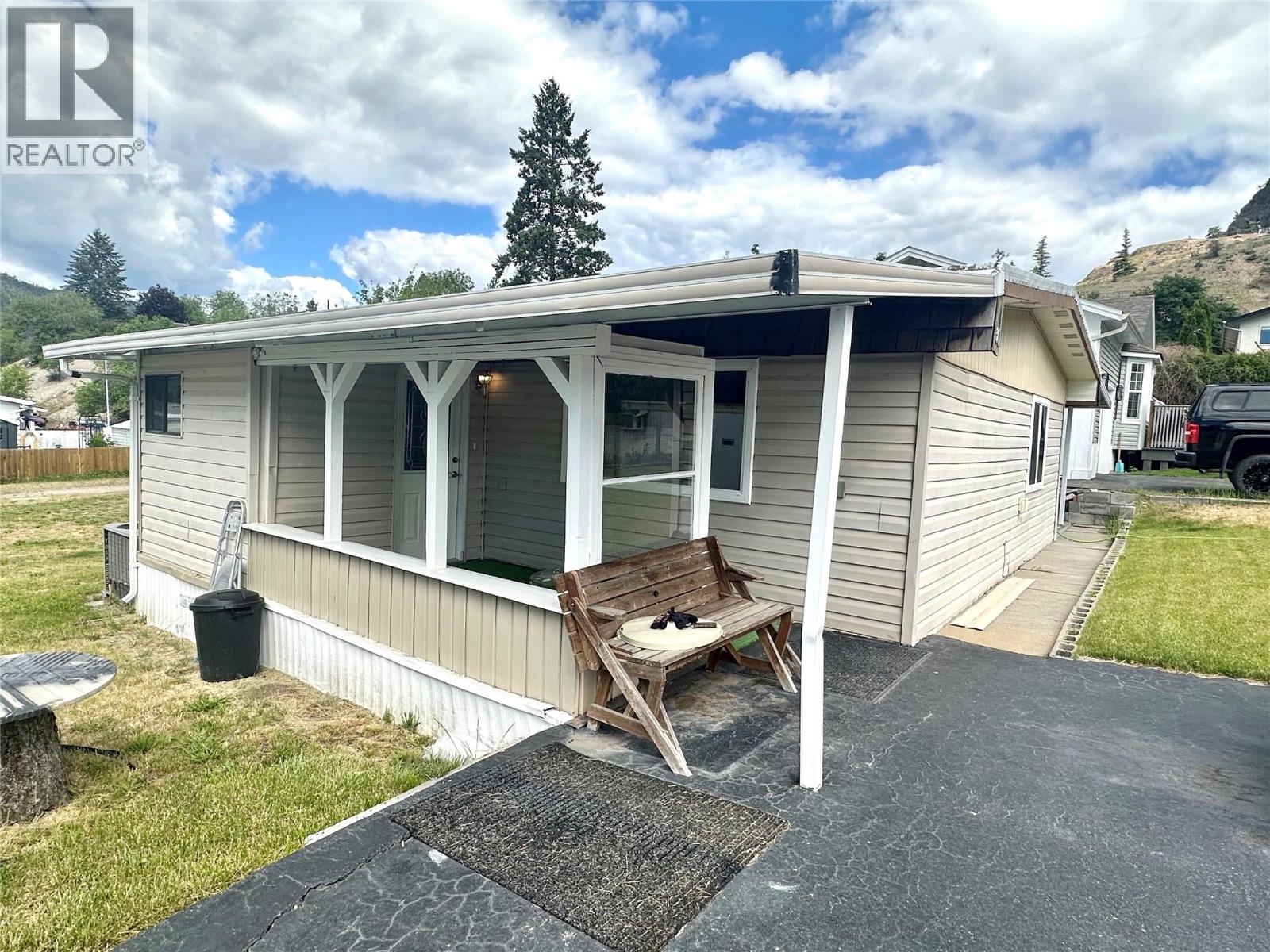 #D30 4505 MCLEAN CREEK Road - 27
