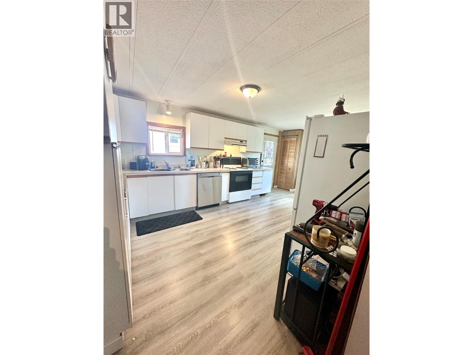 #D30 4505 MCLEAN CREEK Road - 12