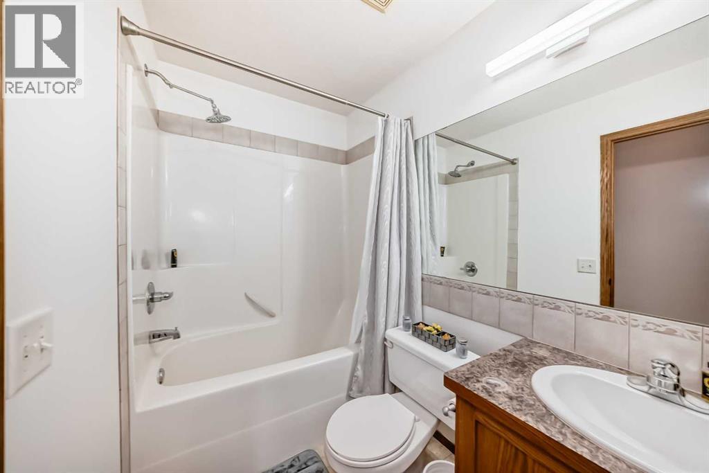 #102 6220 Orr Drive - 28