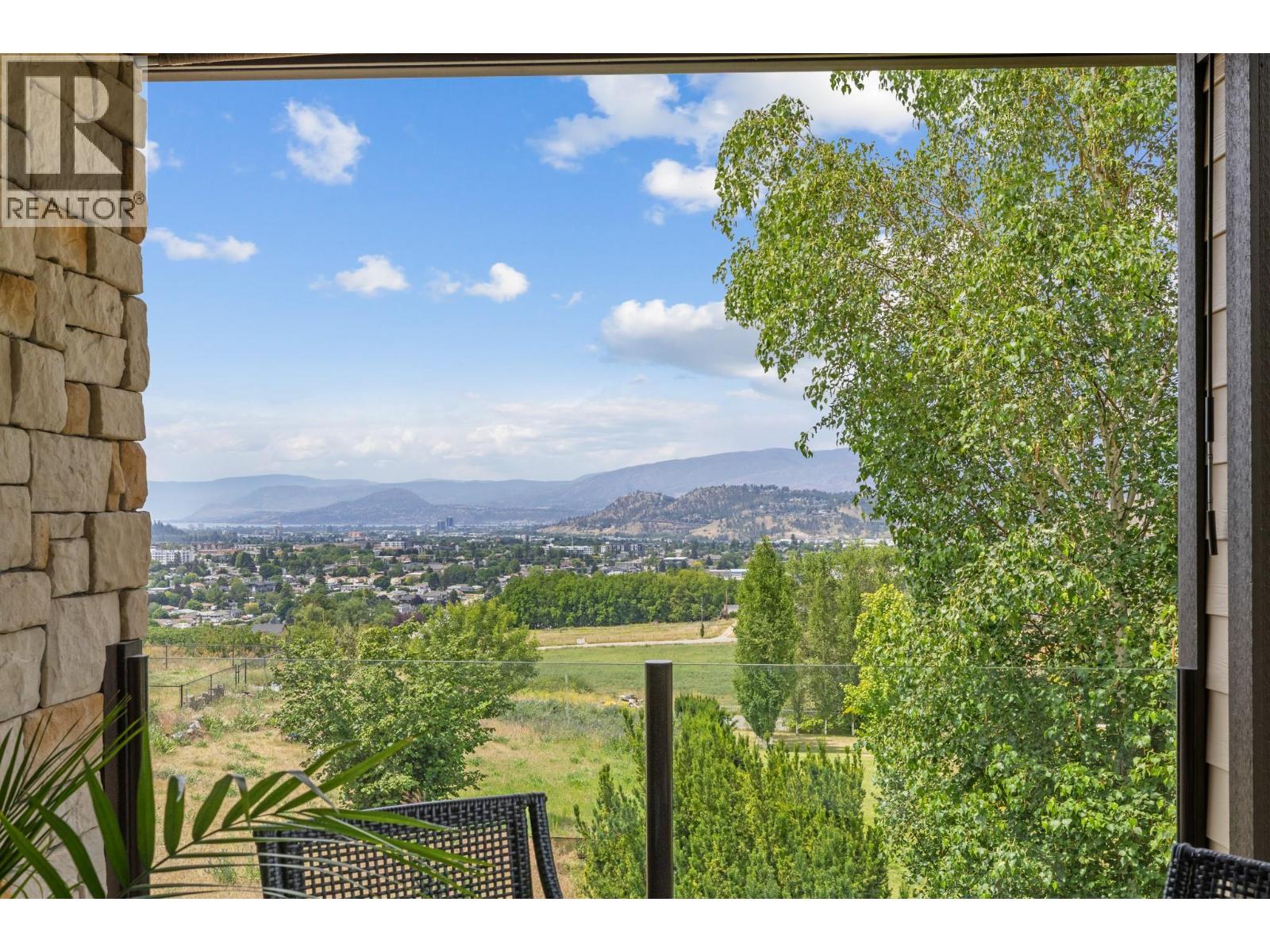1052 Webster Road - 45
