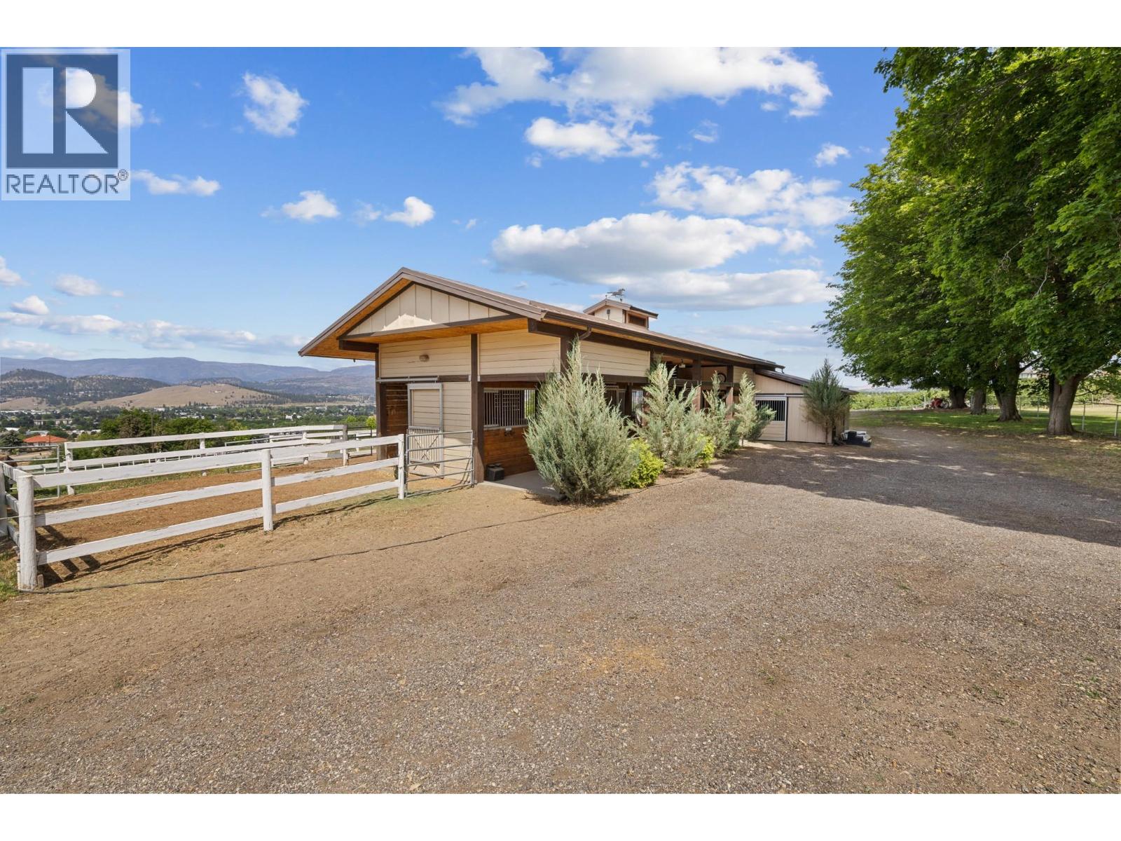 1052 Webster Road - 7