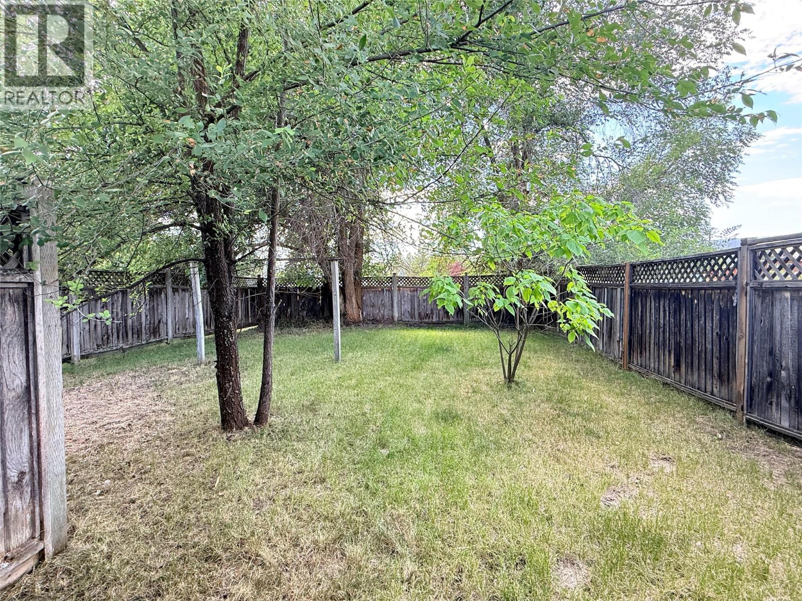 829 64 Avenue - 5