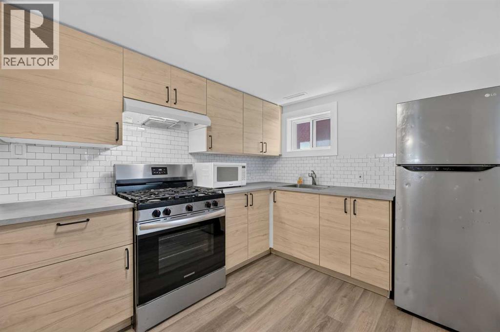 1212 Bantry Street NE - 17