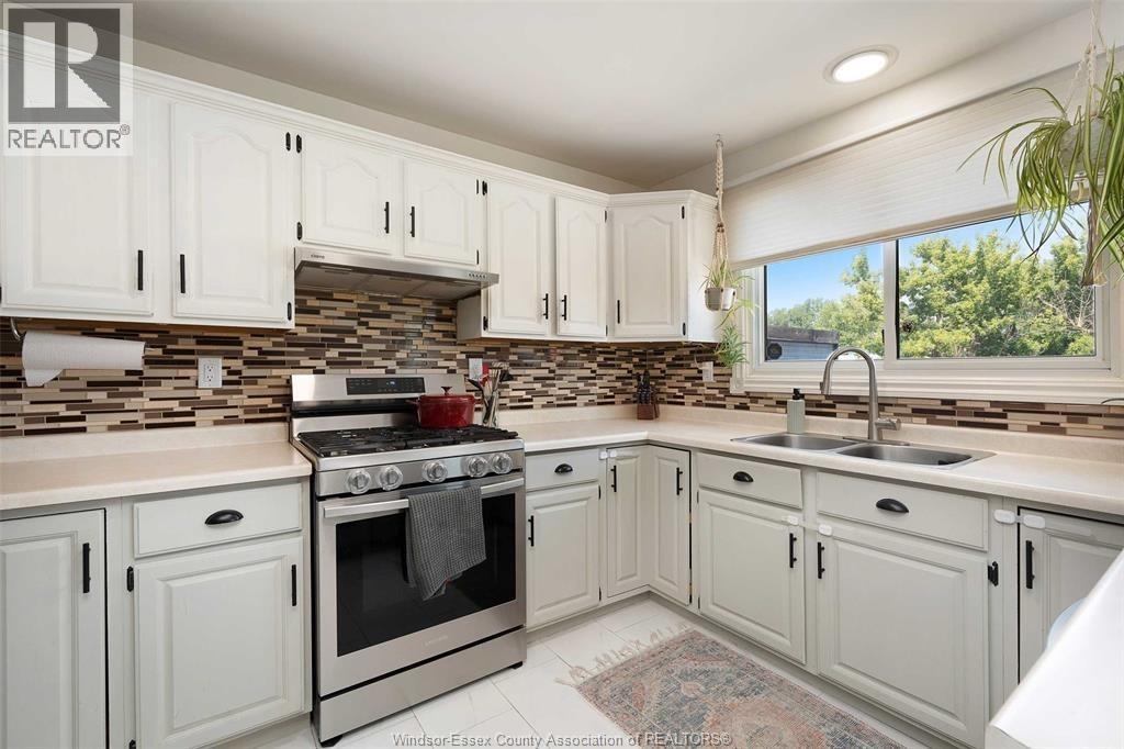 387 REAUME ROAD - 13