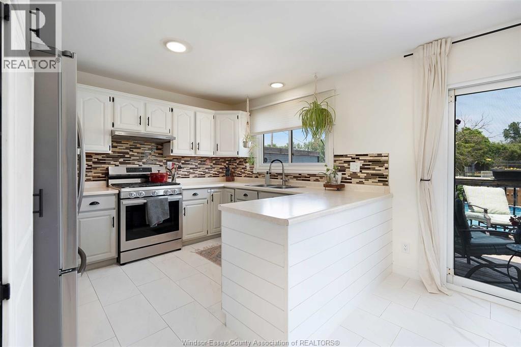 387 REAUME ROAD - 15