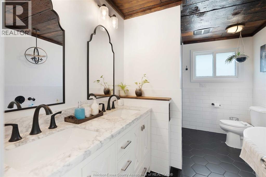387 REAUME ROAD - 22