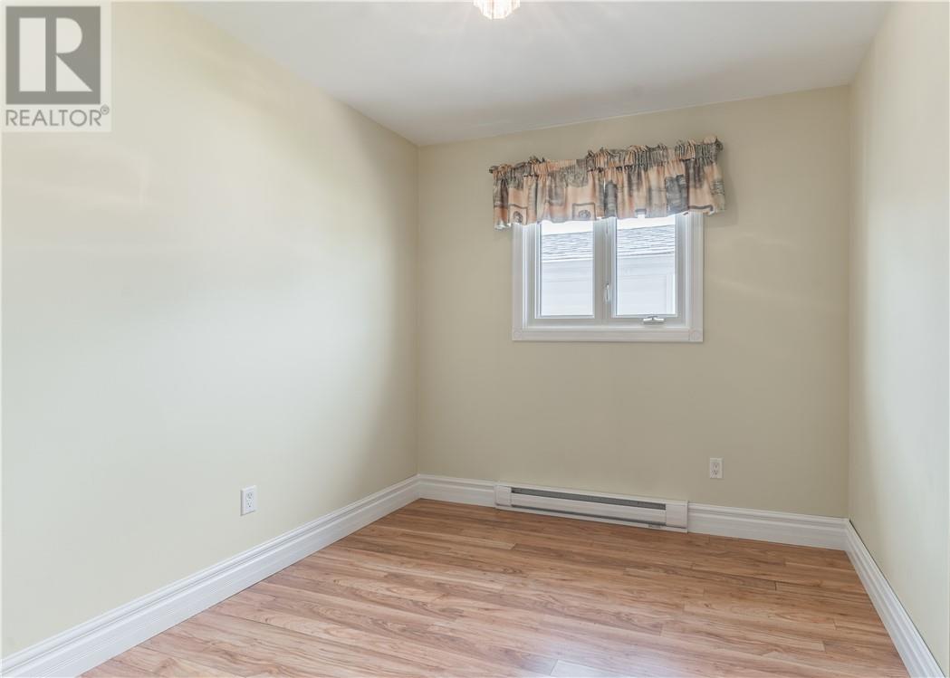 1001 Woodbine Avenue - 12