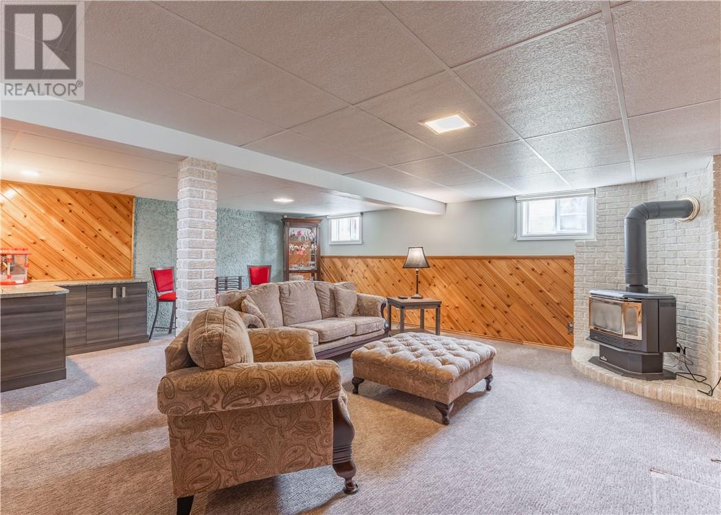 1001 Woodbine Avenue - 15