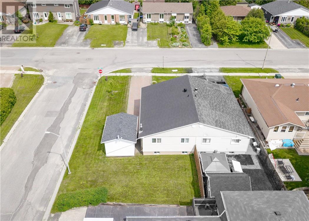 1001 Woodbine Avenue - 24