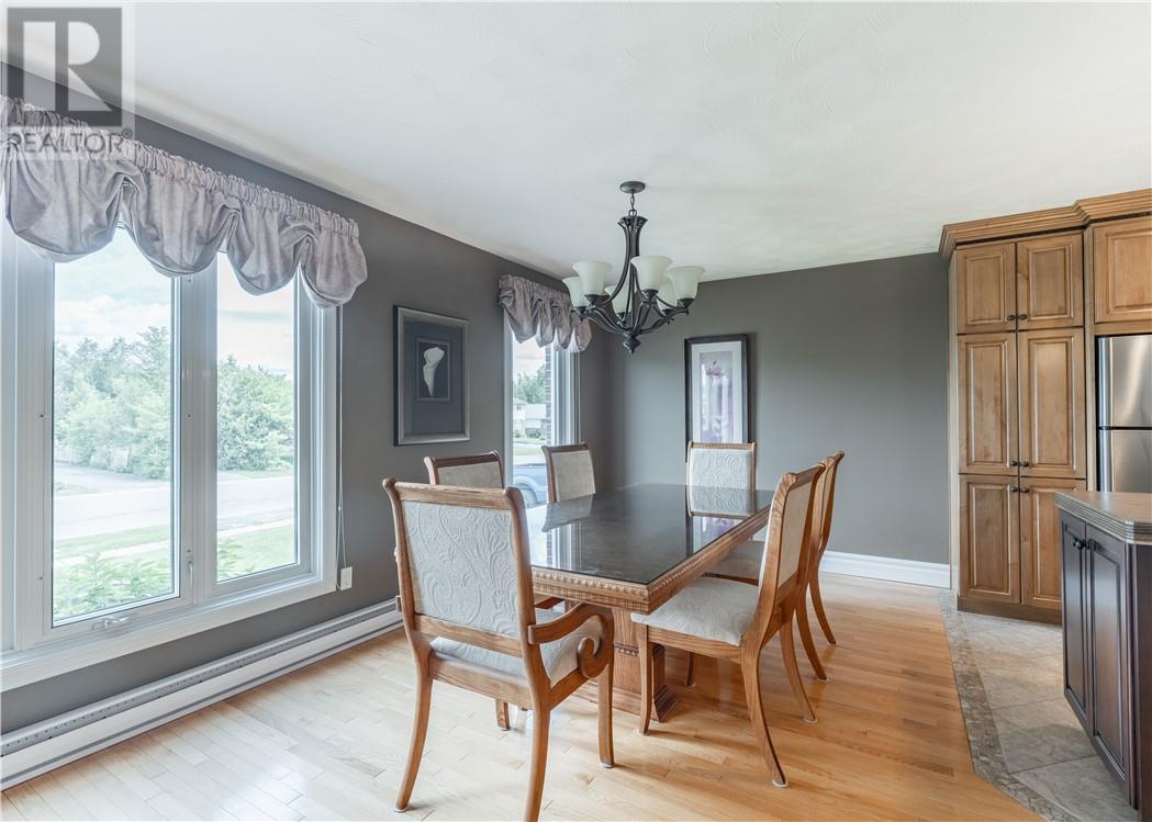 1001 Woodbine Avenue - 4