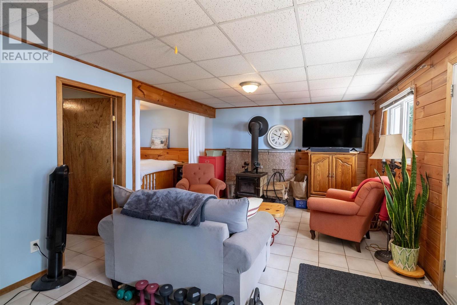 279 Nils Bay RD - 25