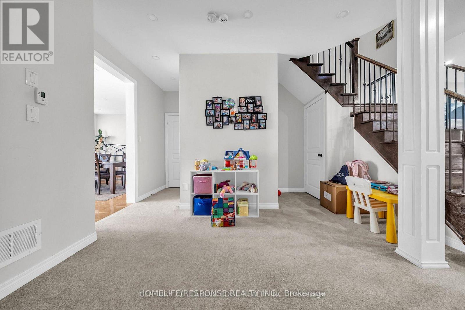 5 GOOSEMAN CRESCENT - 13