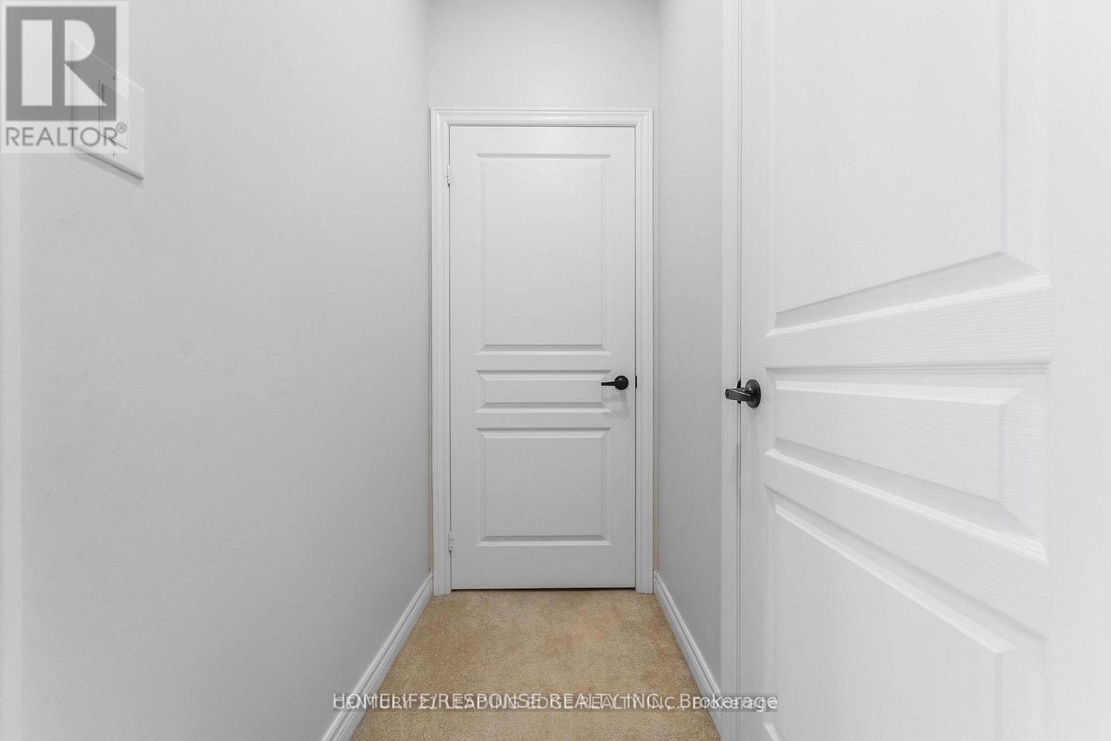 5 GOOSEMAN CRESCENT - 14