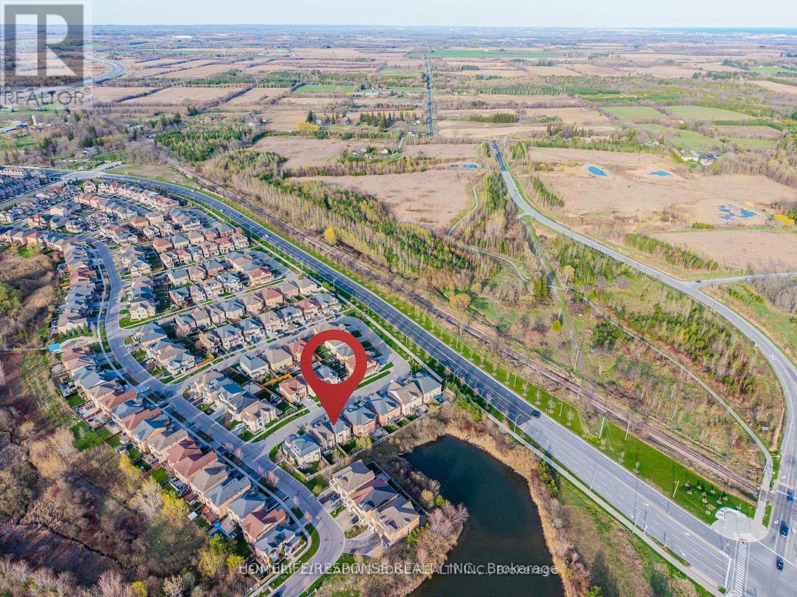 5 GOOSEMAN CRESCENT - 44