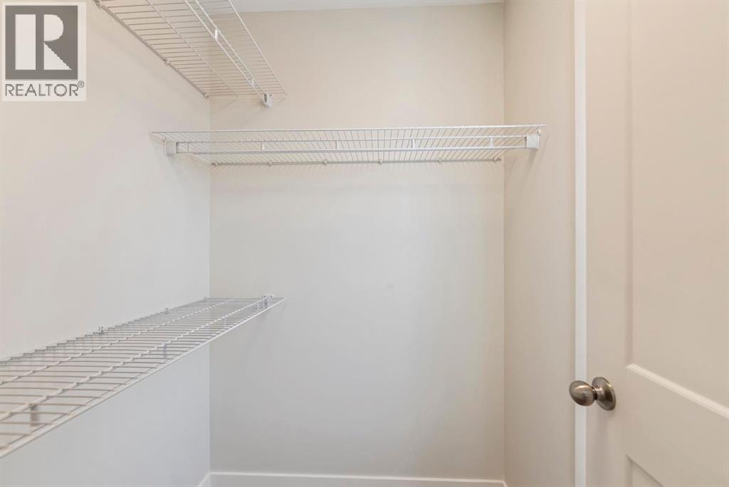 7311B 44B Avenue - 15
