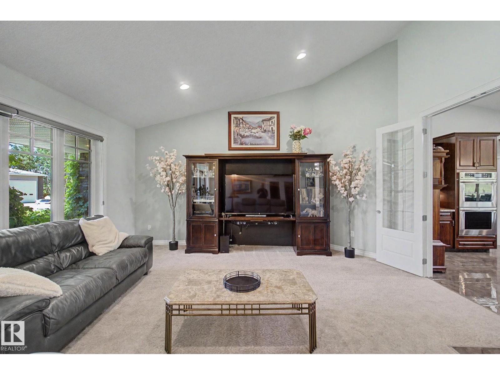 2012 PARKLAND DR - 9