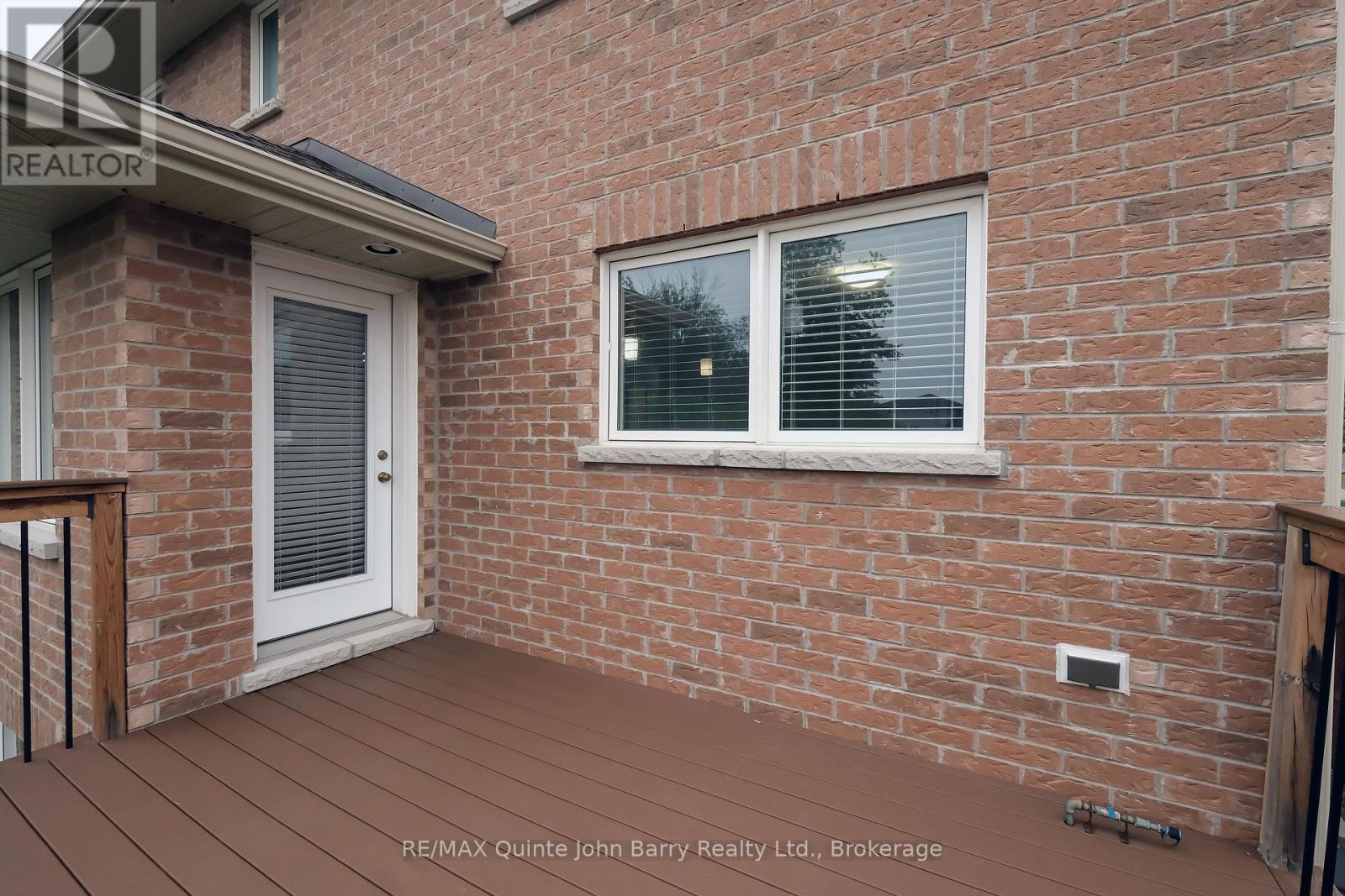22 GRANBY COURT - 38