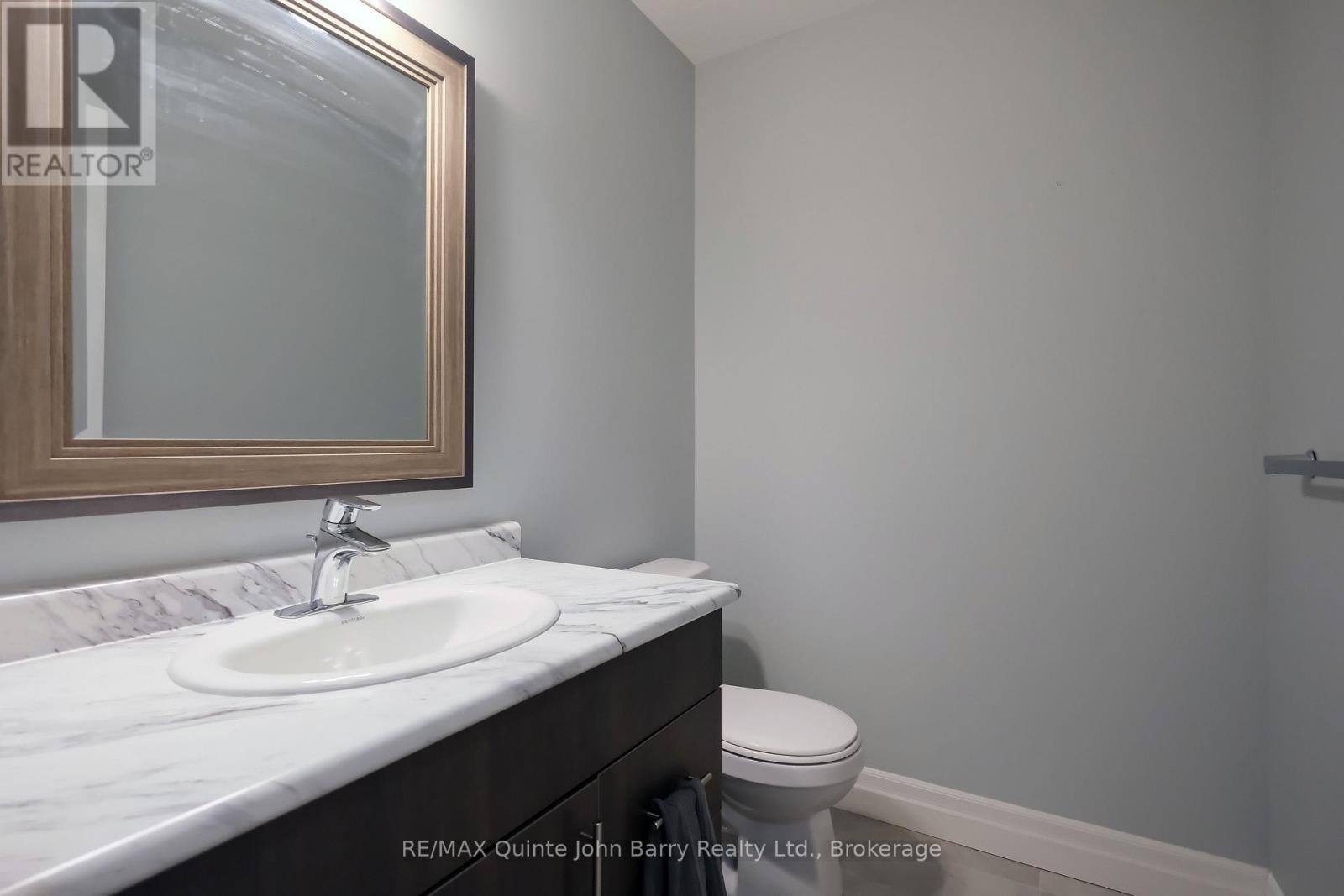 22 GRANBY COURT - 9