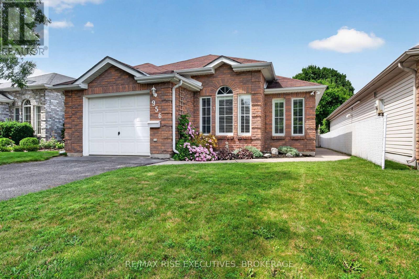 956 RINGSTEAD STREET - 2