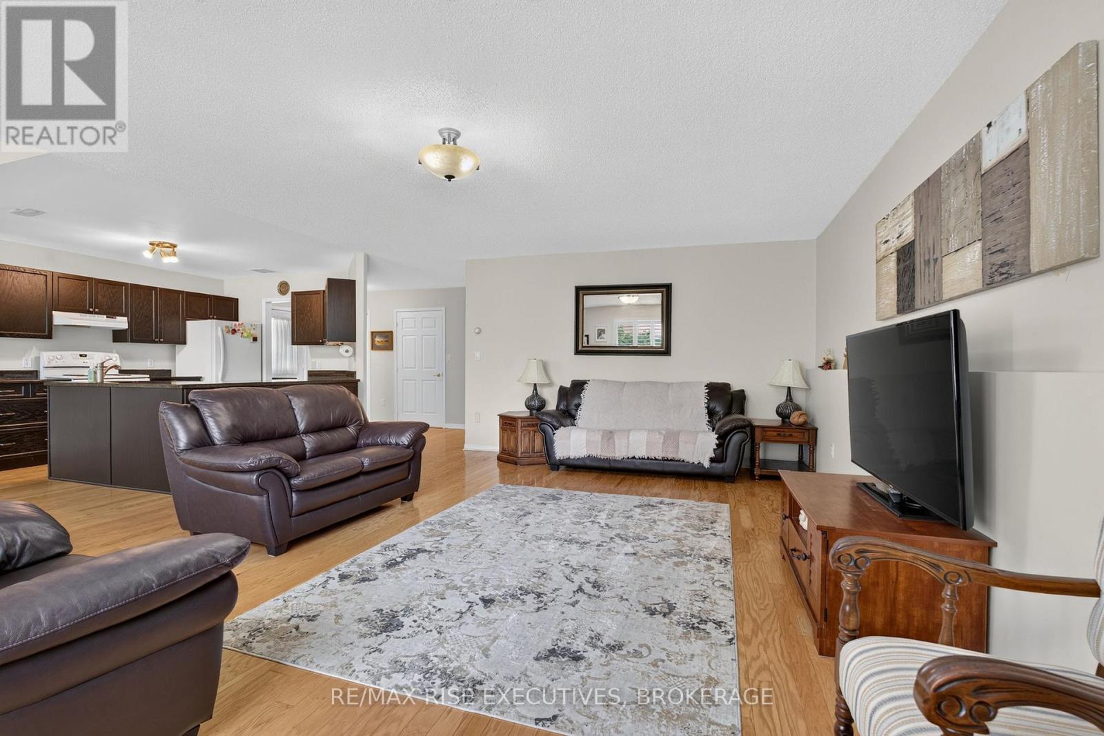 956 RINGSTEAD STREET - 8
