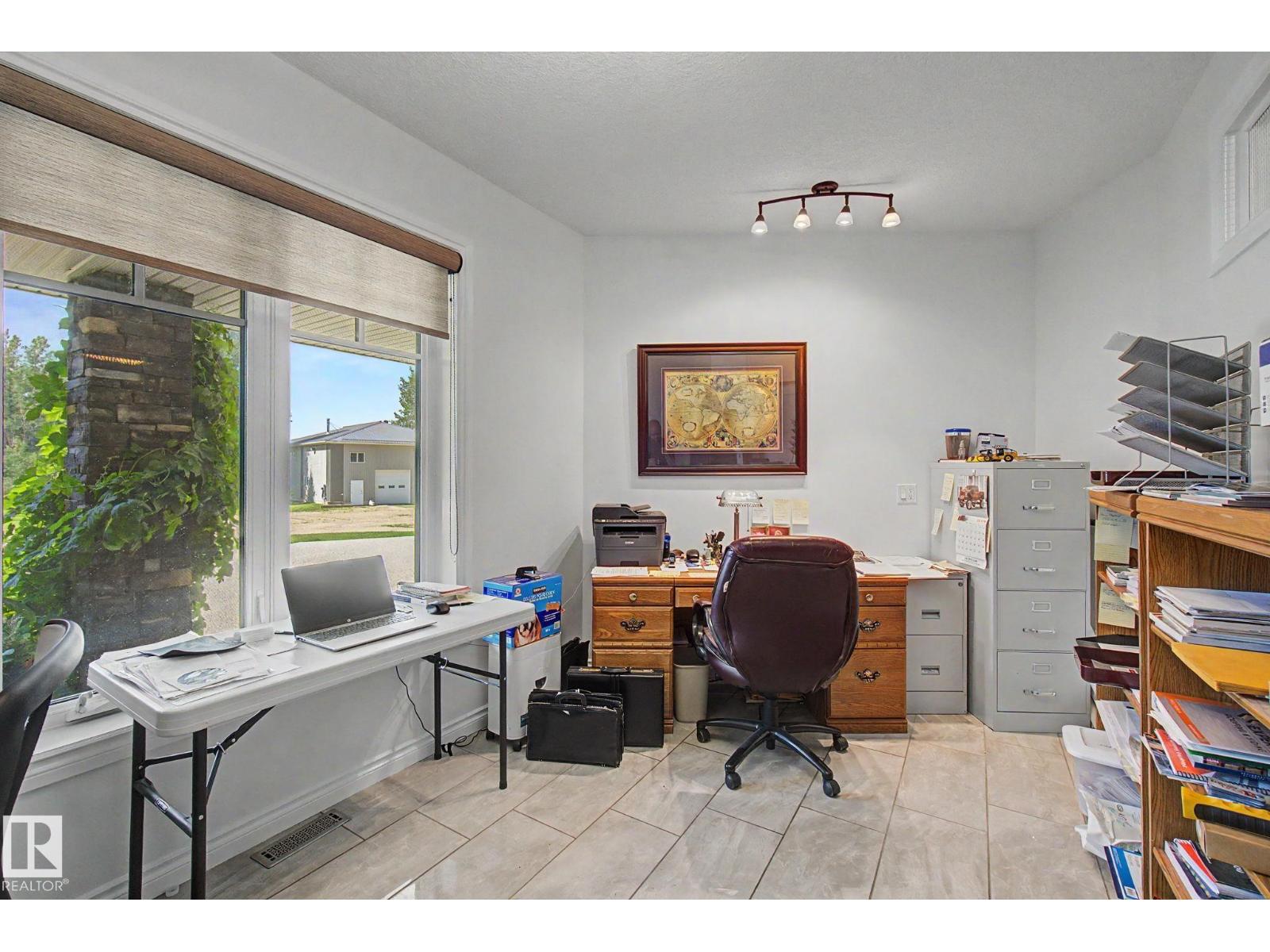 2012 PARKLAND DR - 32